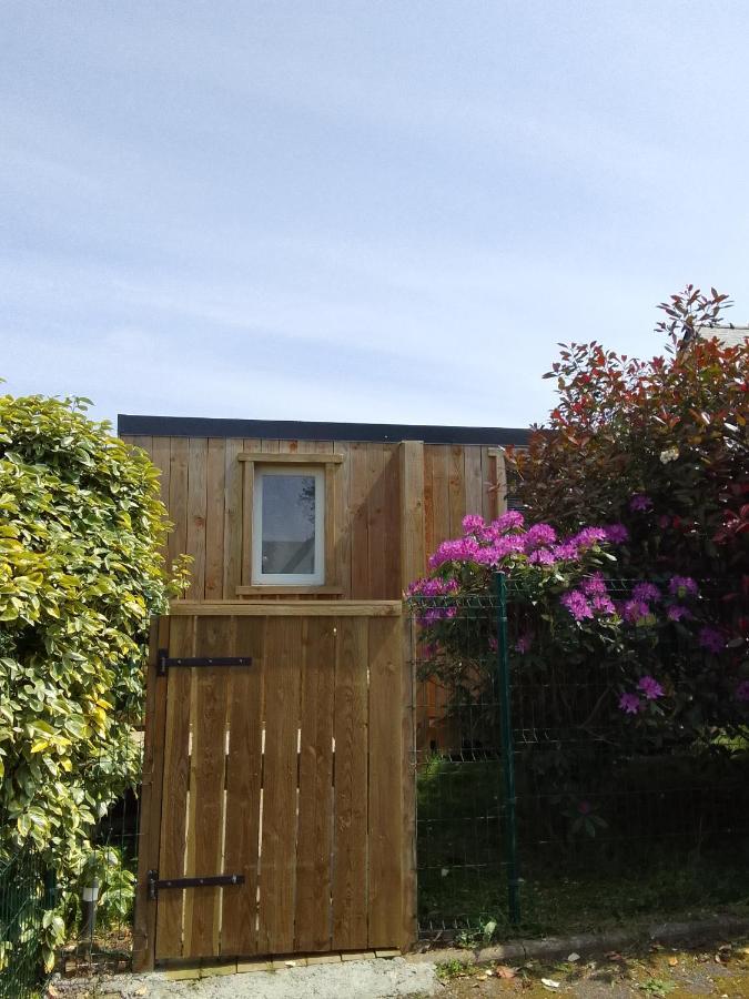 Tiny House Dans Jardin Arbore Perros-Guirec Exterior foto